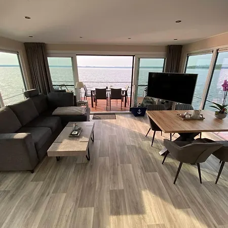 Hausboot Moewenblick - Lp1